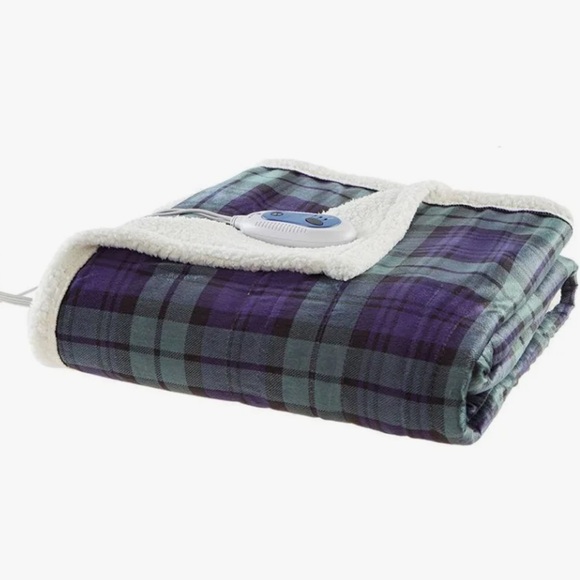 Woolrich Purple and Blue Plaid Wearable heater Blanket - Picture 2 of 2